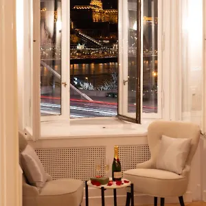 Matilda Luxury Appartamento Budapest
